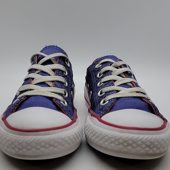 Girls Converse Glitter/Canvas low tops - Picture 3 of 10